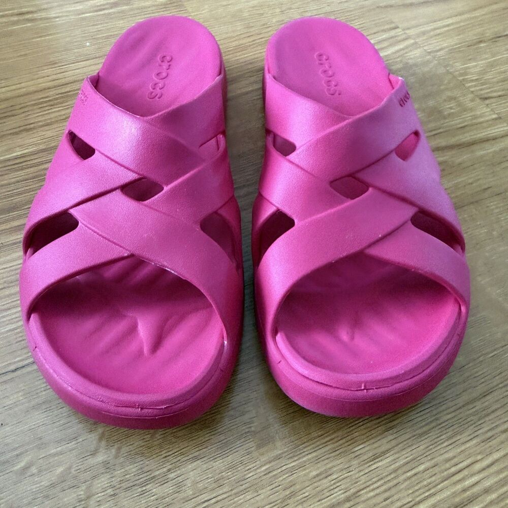 Crocs Getaway Weave Slides  Dragonfruit Pink Hot Pink Size 5 Beach vacation
